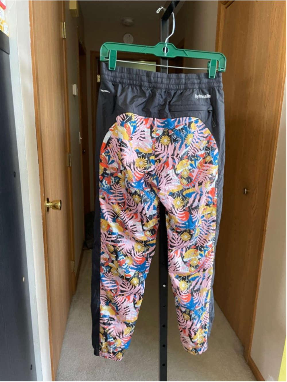 Women's THE NORTH FACE S Track Pants & Joggers Pink Black - Picture 3 of 4